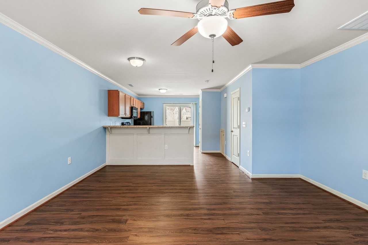 404 Sullivan Loop Rd - Photo 6 of 22