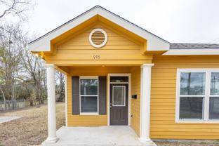 995 Ewing St - Photo 1 of 1