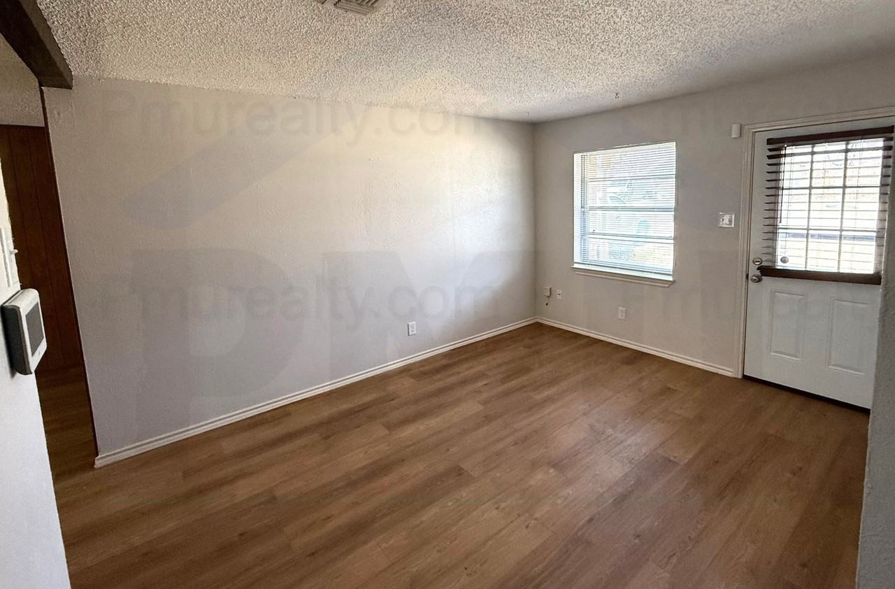 710 Upland Ln - Photo 2 of 17