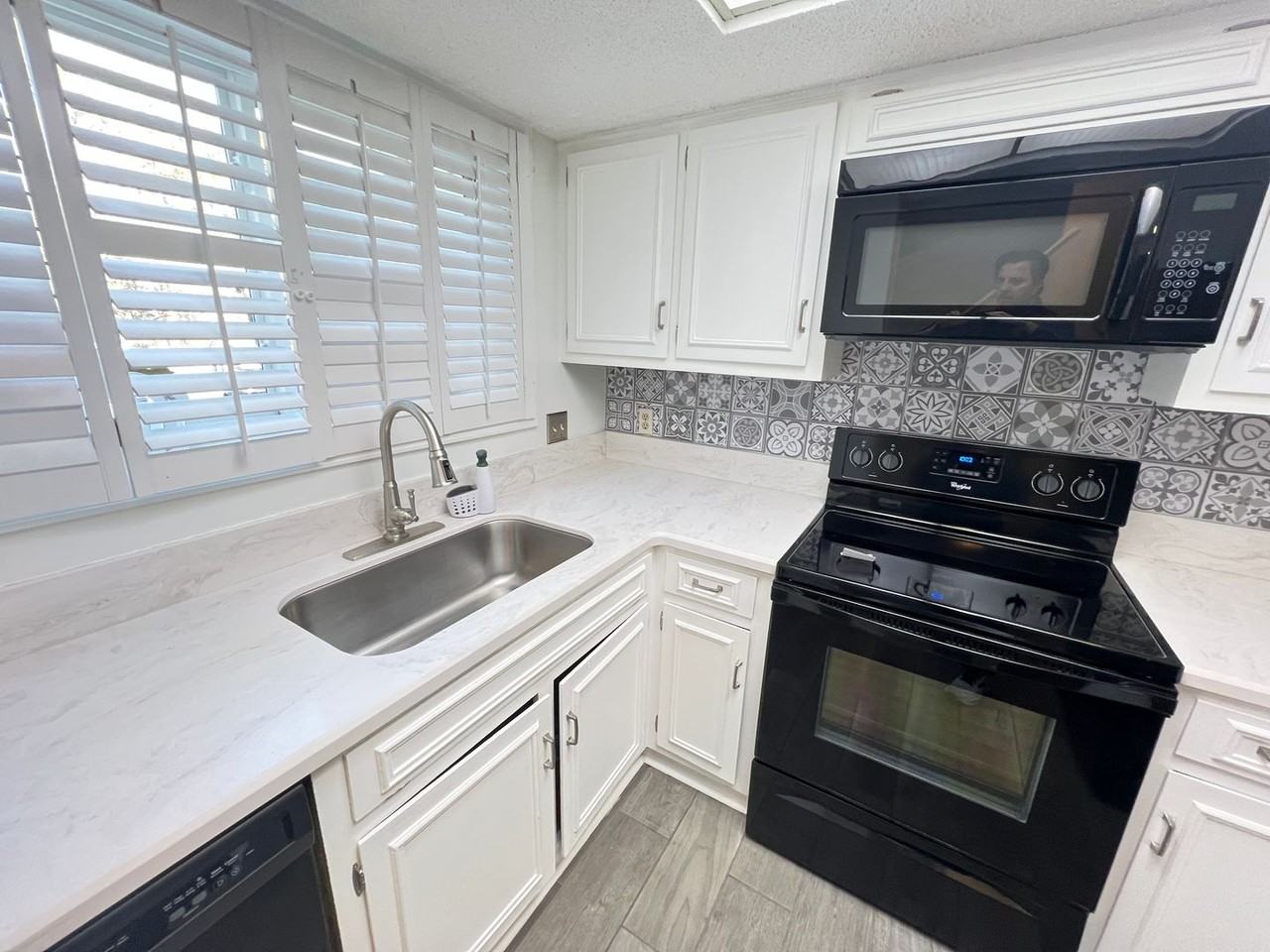 53 Shadow Moss Pl - Photo 6 of 28