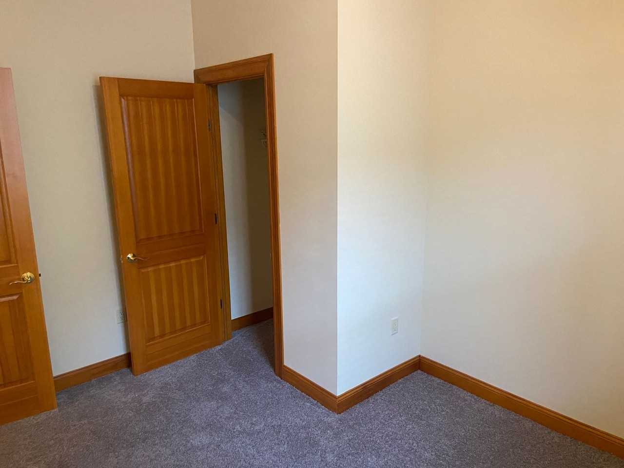 330 Northampton St. - Photo 5 of 6