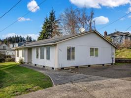 featured image of 1525 7th St