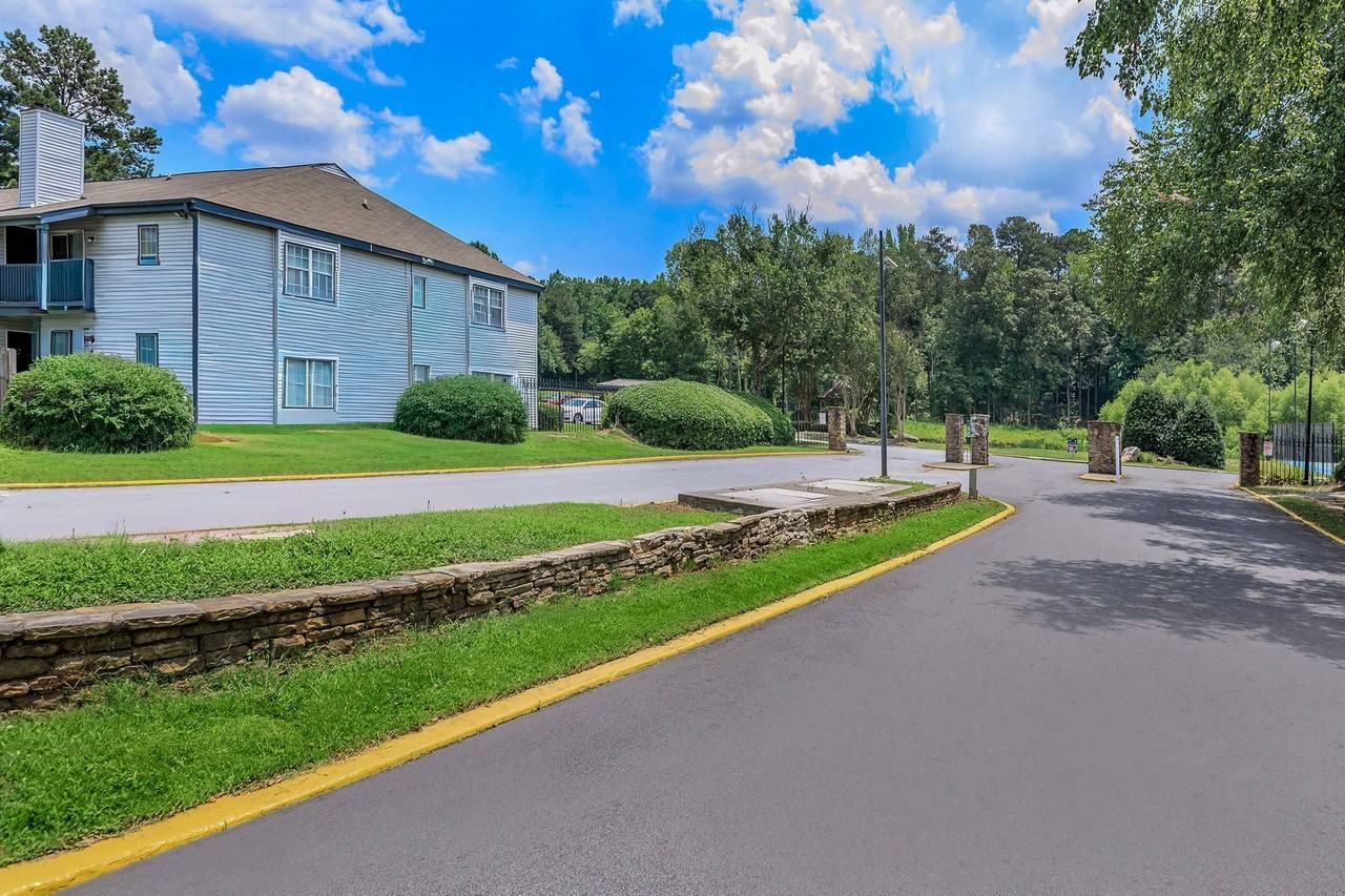 Crystal Meadows - Photo 7 of 36