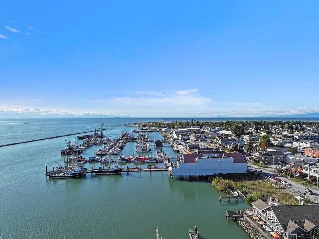 4280 Moncton Street - Photo 3 of 24