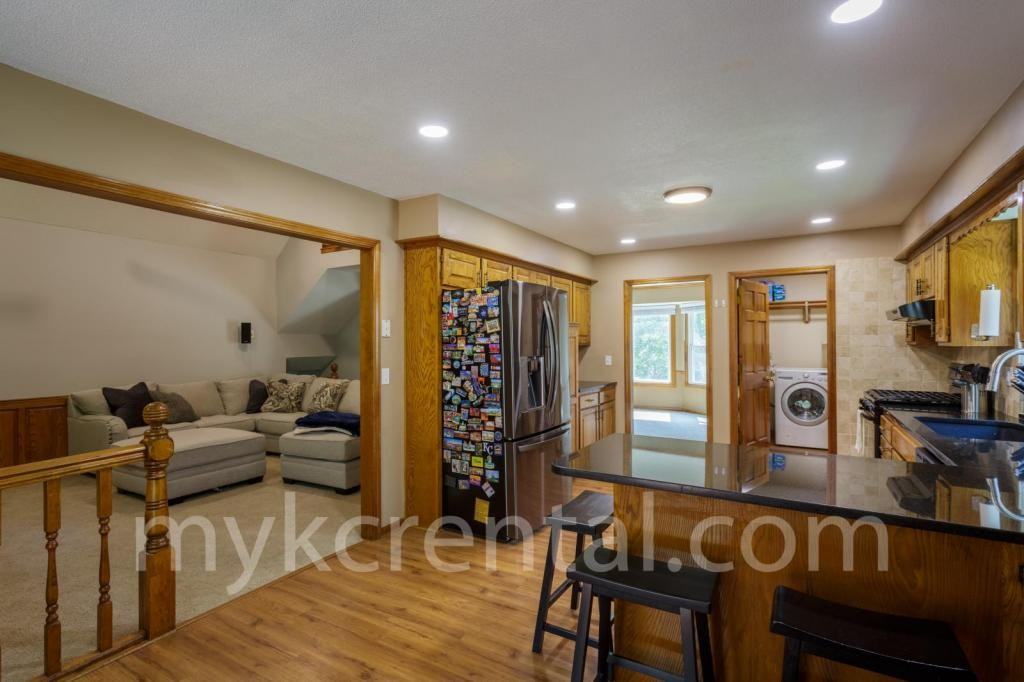 2024 S Downing St - Photo 5 of 31