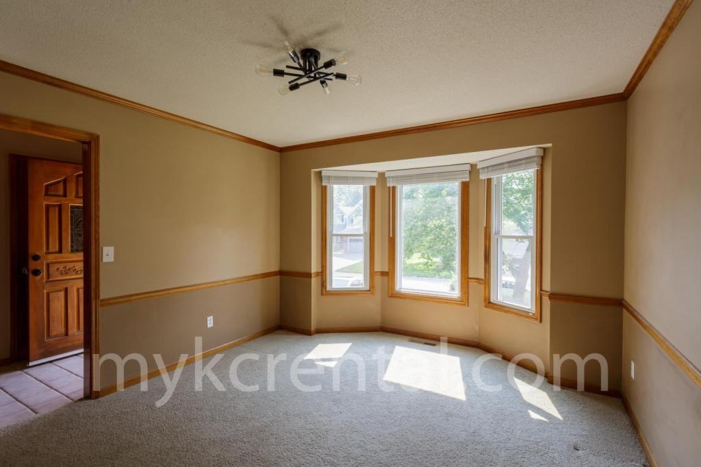 2024 S Downing St - Photo 6 of 31