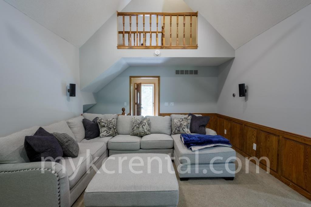 2024 S Downing St - Photo 7 of 31