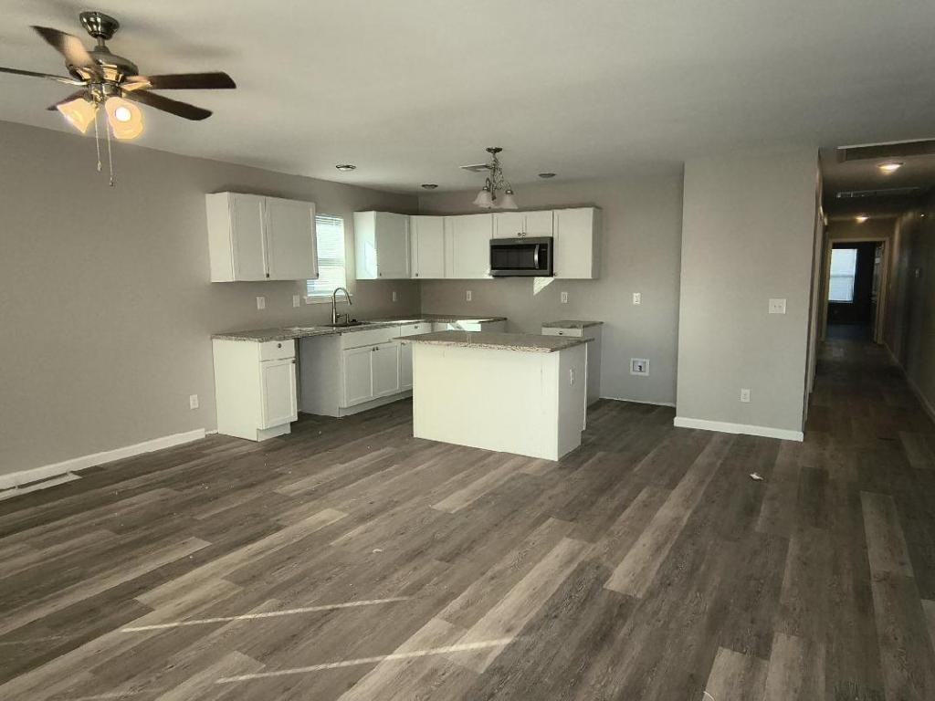 1025 N Quincy Ave Unit A - Photo 2 of 9