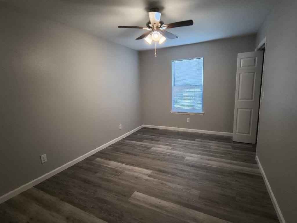 1025 N Quincy Ave Unit A - Photo 6 of 9