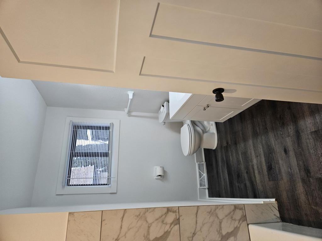 2028 S 81st St - Photo 4 of 12