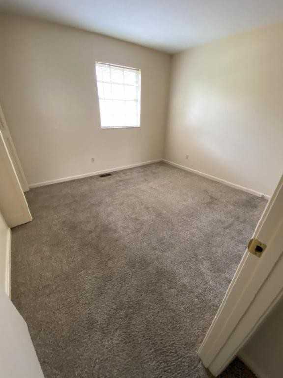 407 Kensington Dr - Photo 7 of 9