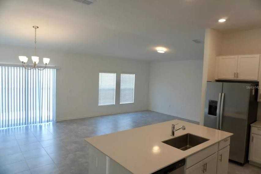 2051 Punch Bowl Ave - Photo 3 of 11