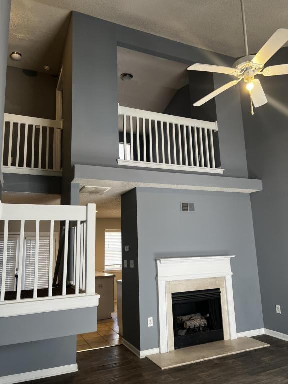 7655 Petrea Ln - Photo 2 of 14