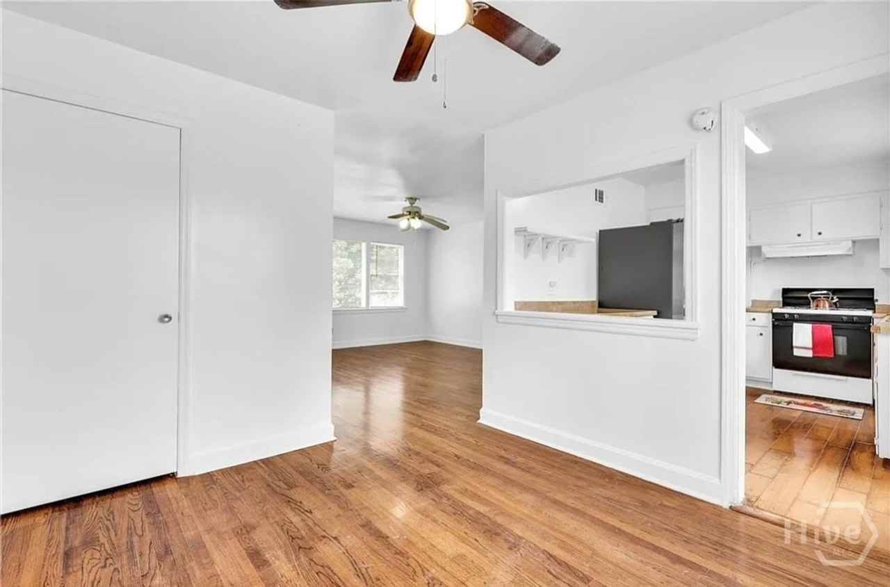 7 Chippewa Dr - Photo 2 of 20