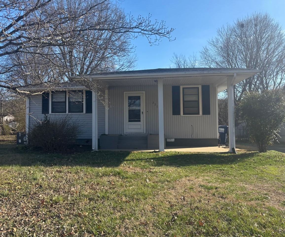 2204 Bide A Wee Dr Ne #AWEE