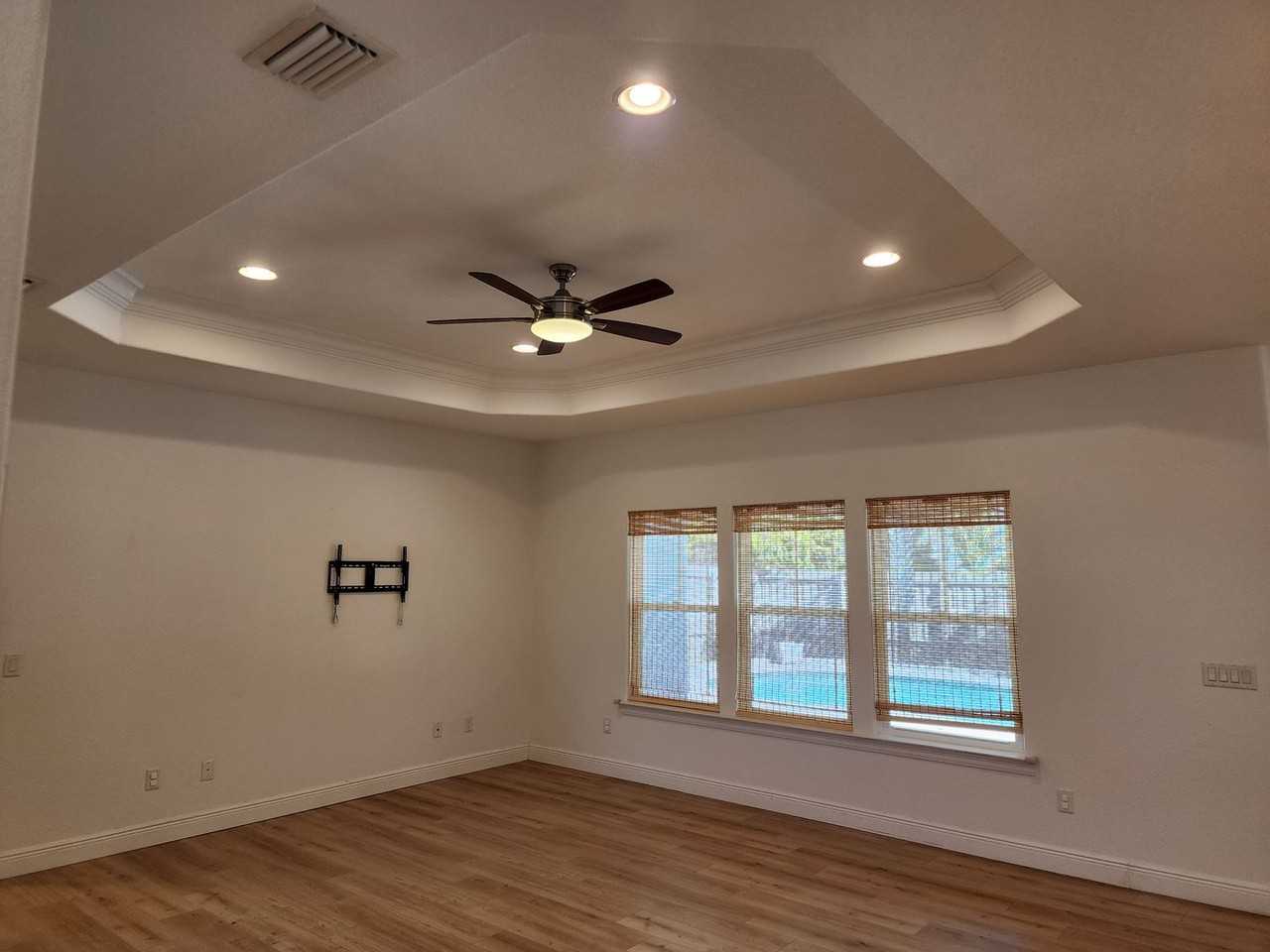 114 Heather Dr - Photo 7 of 35