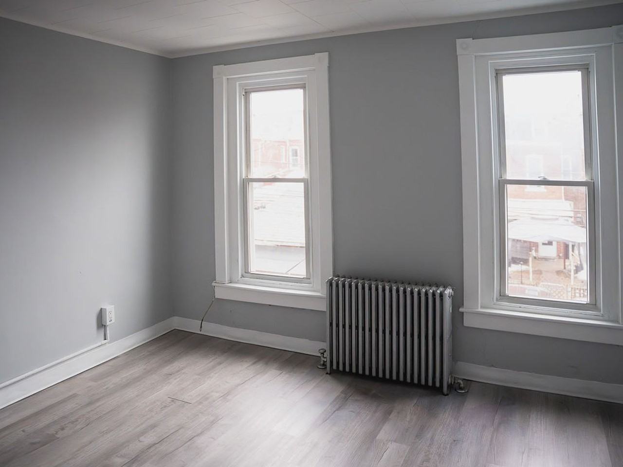 917 N College St - Photo 4 of 9