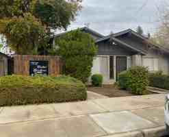 featured image of 1901 Cedar St