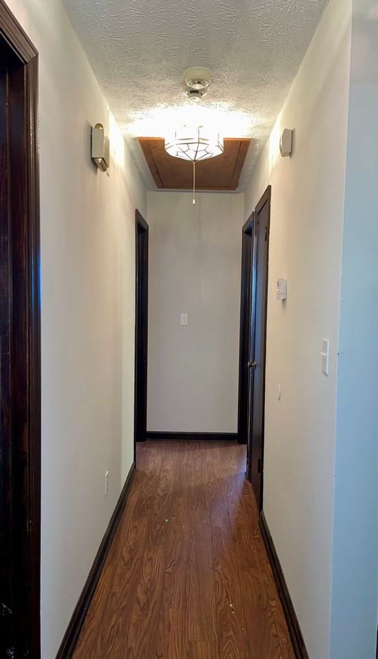 1032 Genny Ln - Photo 5 of 12