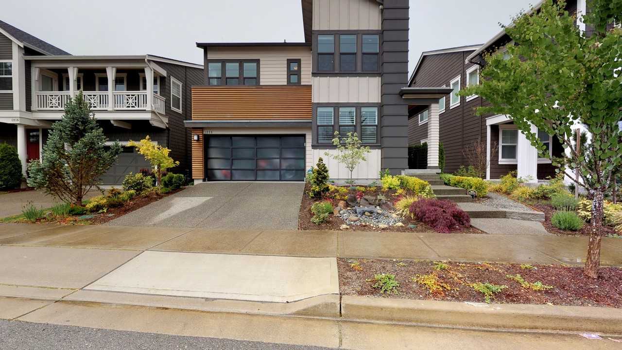 1225 Pine Crest Cir Ne - Photo 2 of 50