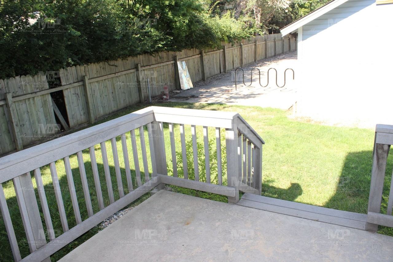 622 S Loomis Ave #B - Photo 6 of 16