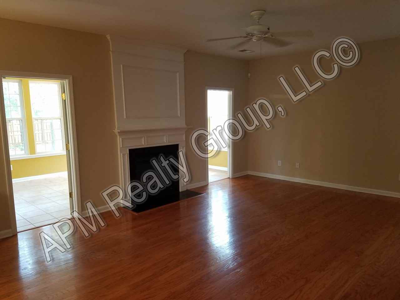 304 Austree Dr - Photo 6 of 26