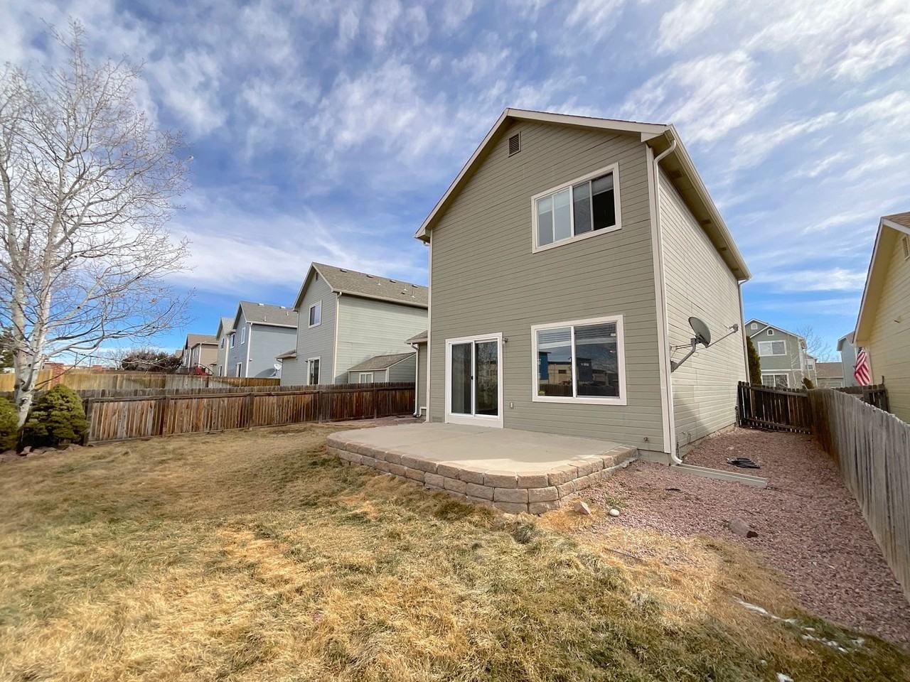 6354 Rockville Dr - Photo 5 of 30