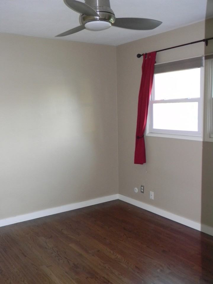 332 E Oakmont Ave - Photo 7 of 15