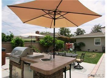 1105 E Lomita Ave - Photo 3 of 8