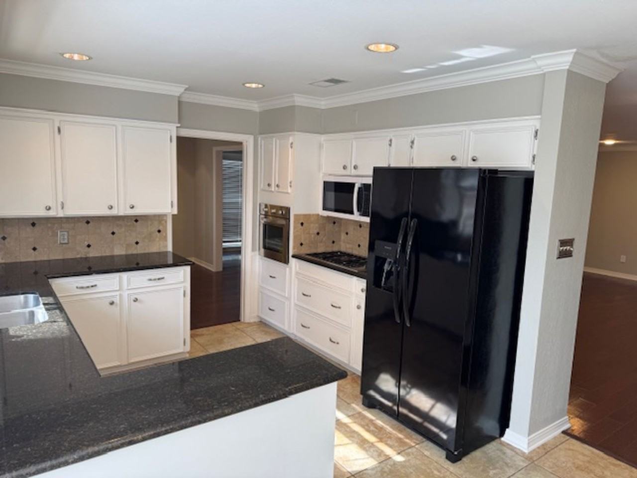 8623 W Wilderness Way - Photo 4 of 15