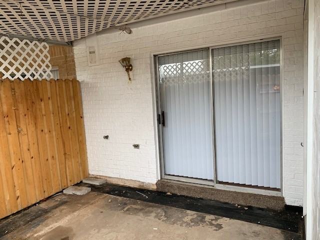 323 John Wesley Blvd - Photo 2 of 10