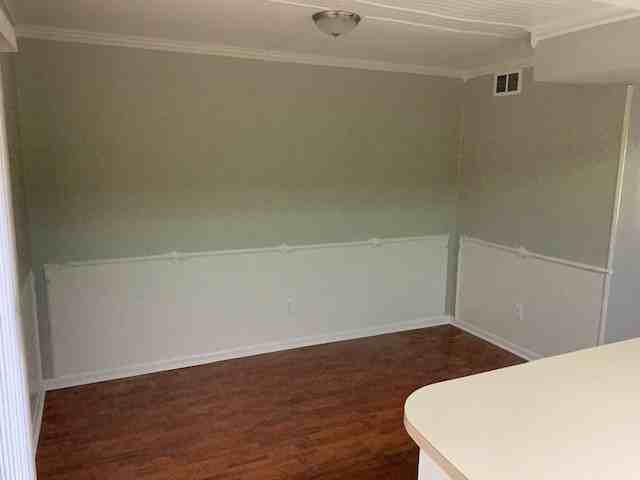 323 John Wesley Blvd - Photo 5 of 10