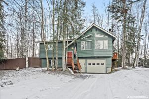 featured image of 9710 Sinina Cir