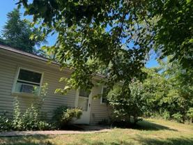 2620 1/2 S Madison St - Photo 1 of 1