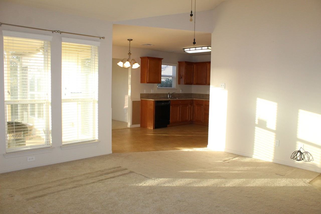 1112 Wild Wood - Photo 5 of 24