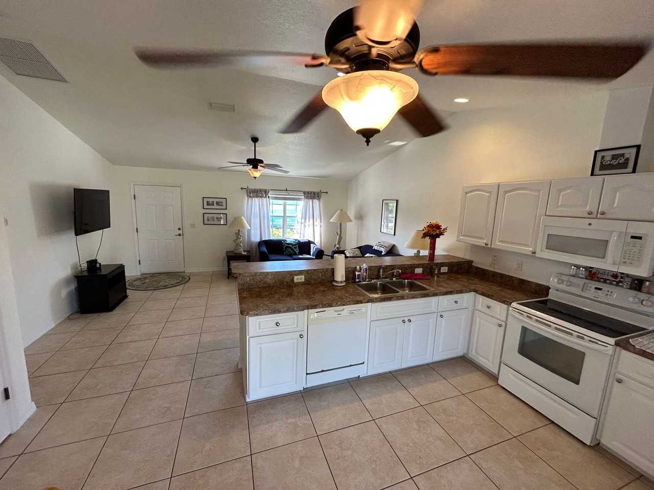 3581 Cape Haze Dr - Photo 2 of 11