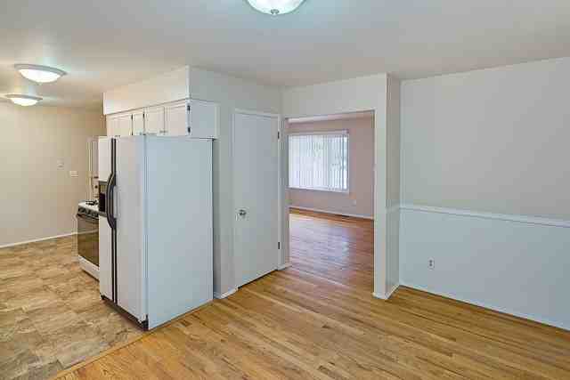 900 Patricia Ave - Photo 6 of 25