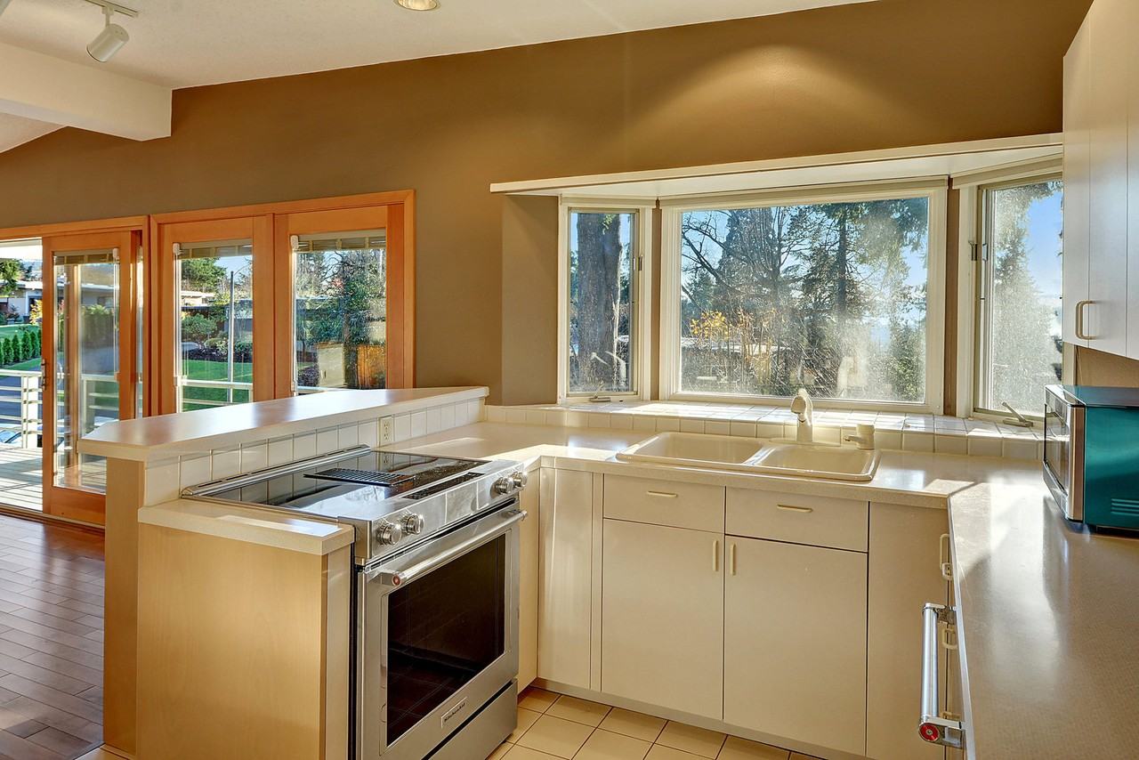 12226 Se 25th St - Photo 6 of 24