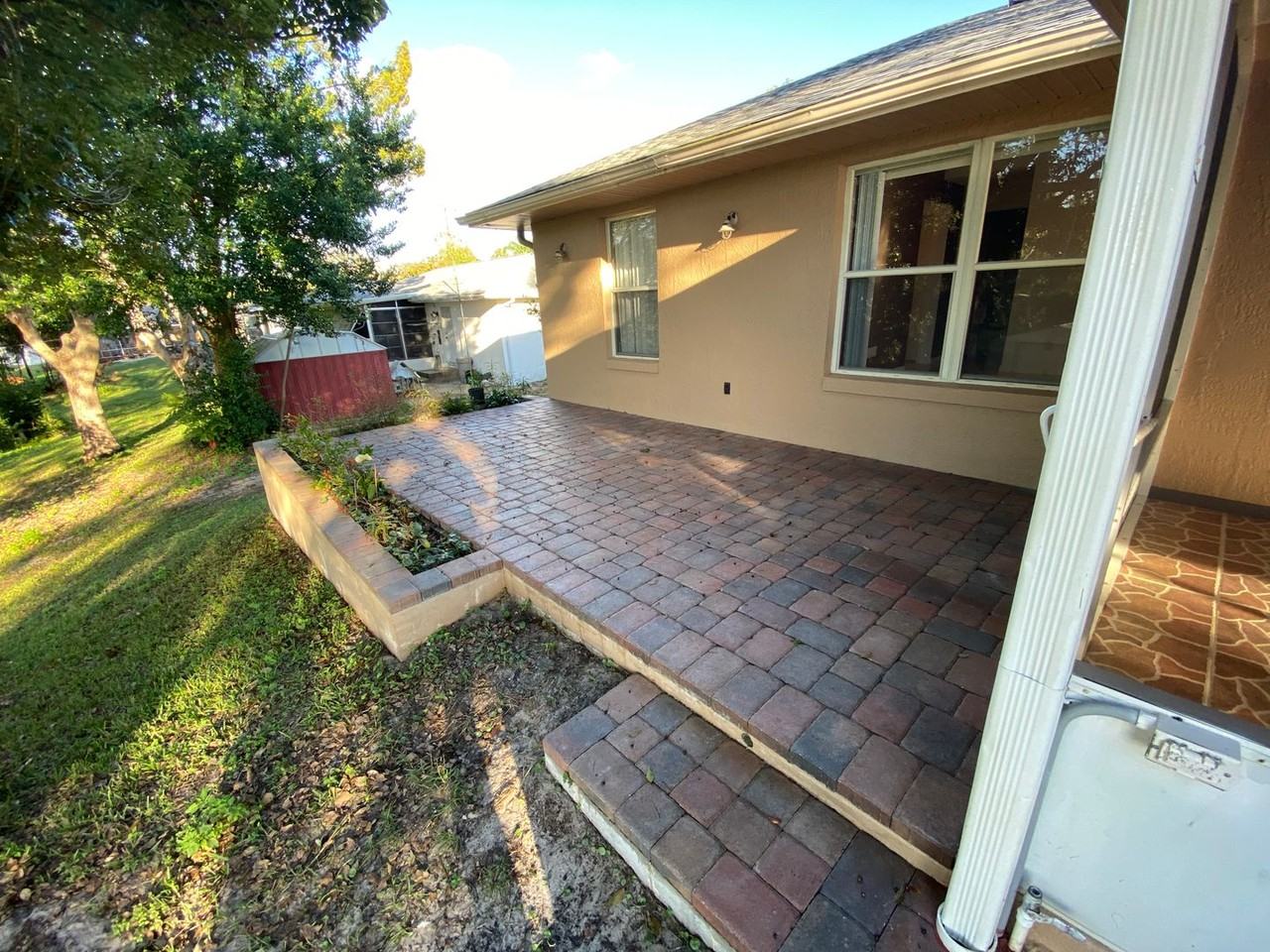 1546 Falmouth Ave - Photo 7 of 16