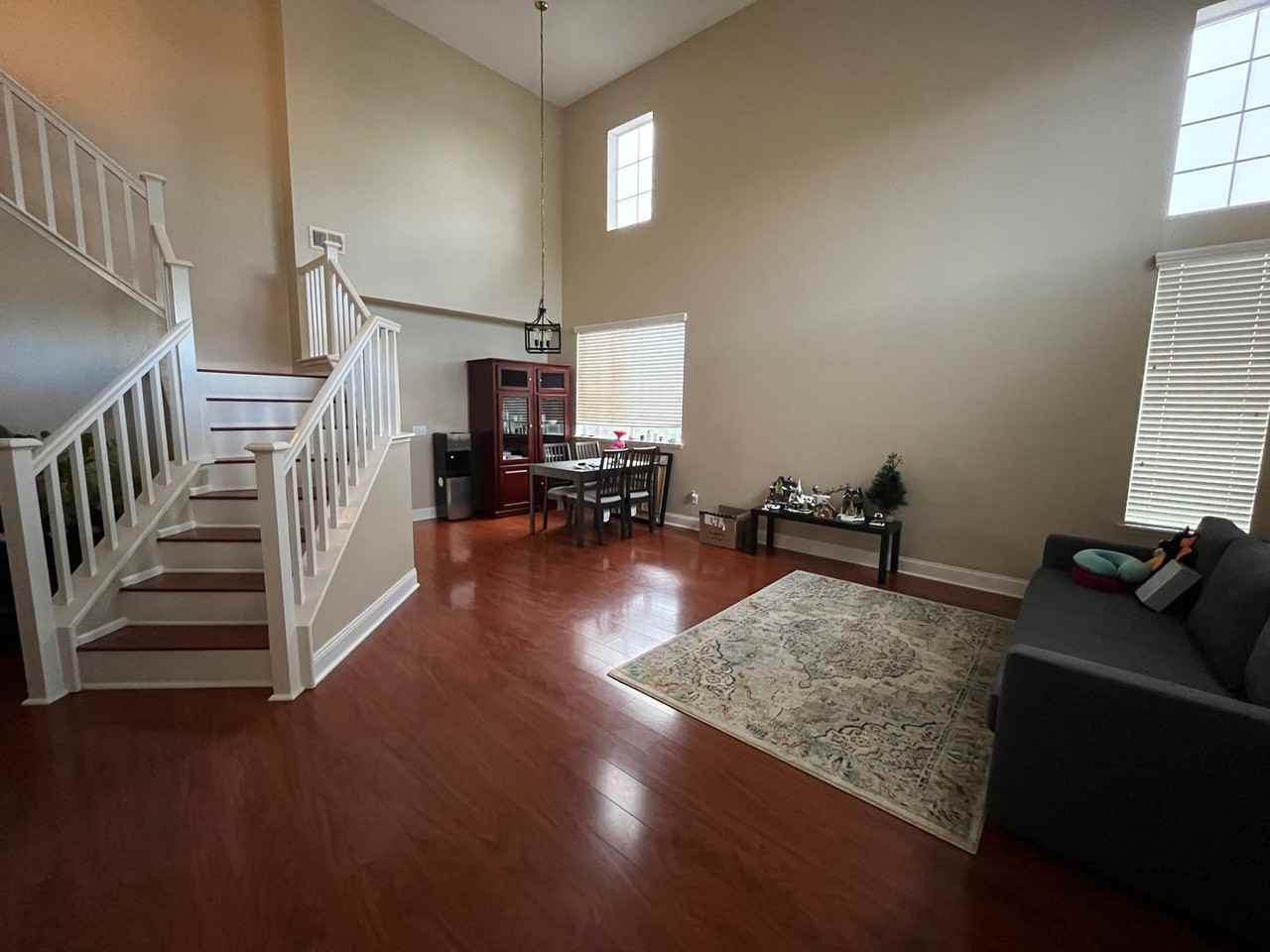 40336 Cambridge St - Photo 3 of 18