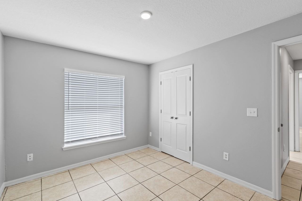 2610 Icabod Ct - Photo 7 of 10