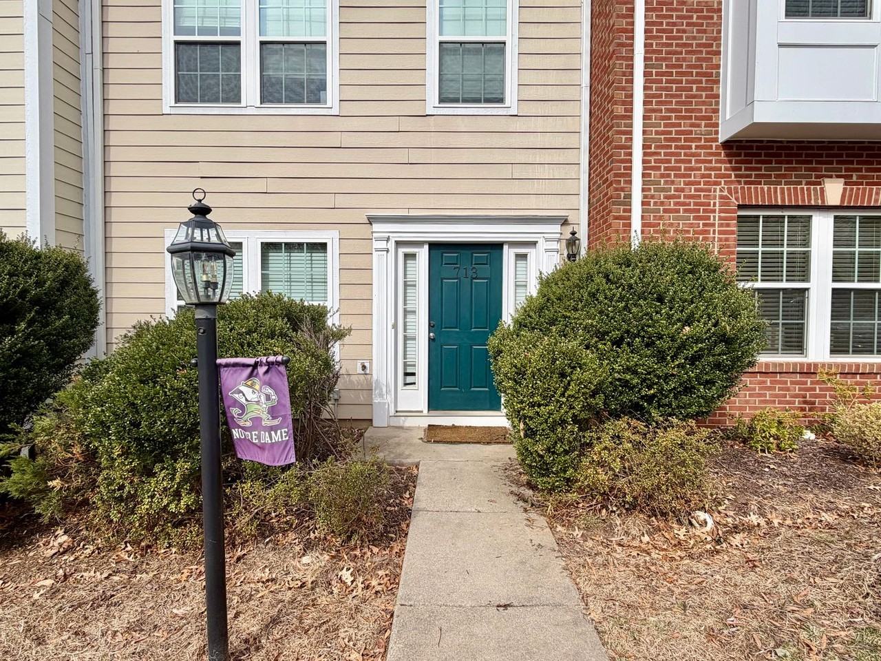 713 Rainier Rd - Photo 2 of 3