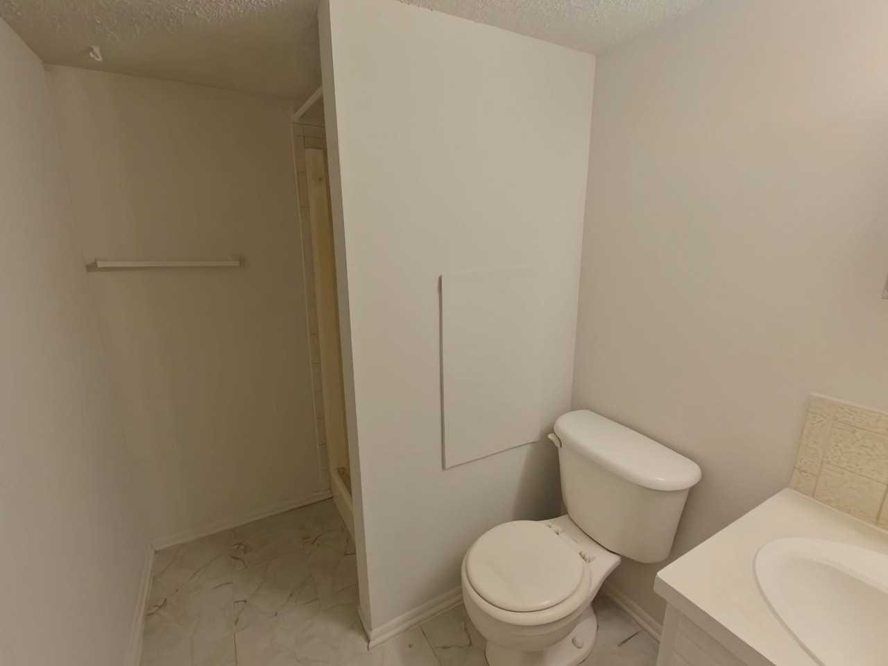 608 N Richmond Ave - Photo 7 of 9