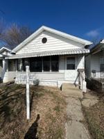 featured image of 1630 E Division St