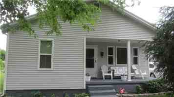 featured image of 121 Linn St