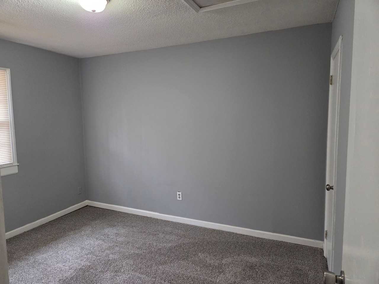 Bookington - Photo 2 of 5