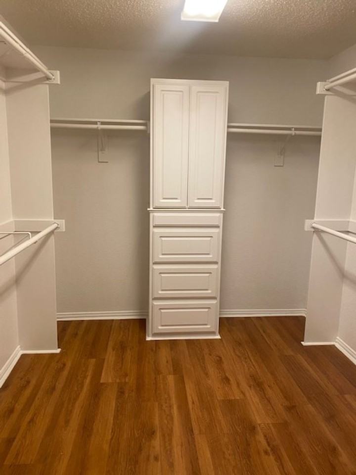 836 Mullrany Dr - Photo 5 of 15