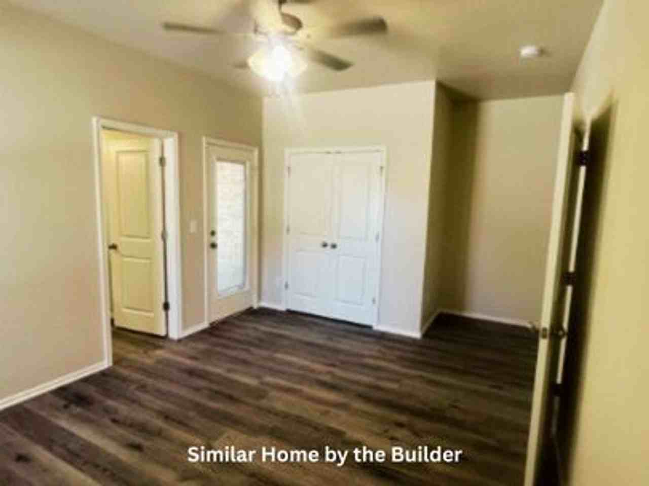 810 W Illinois Ave - Photo 6 of 11