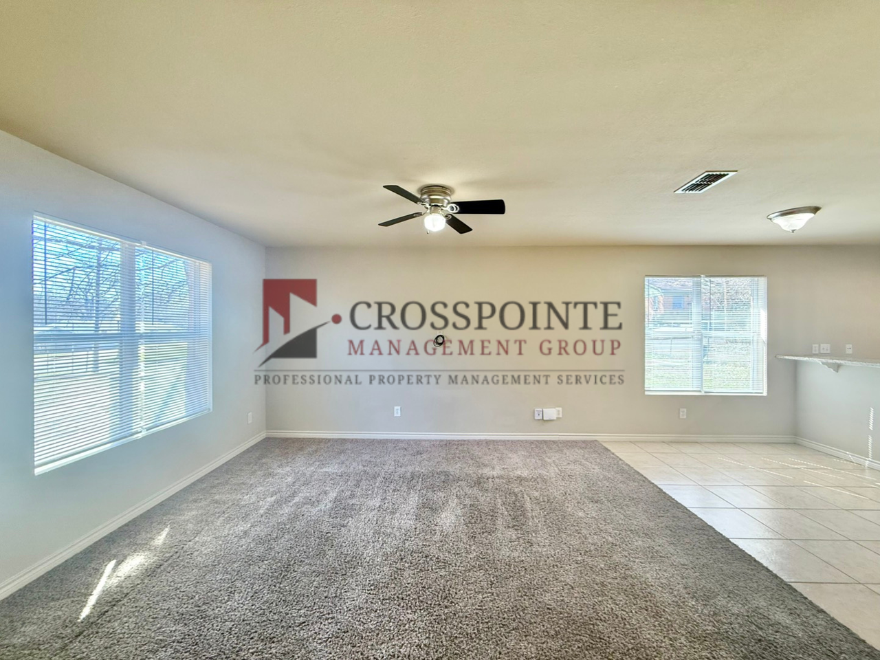 825 W 25th St - Photo 2 of 16