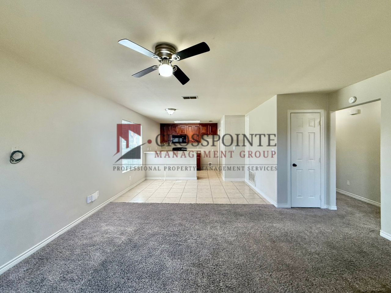 825 W 25th St - Photo 3 of 16